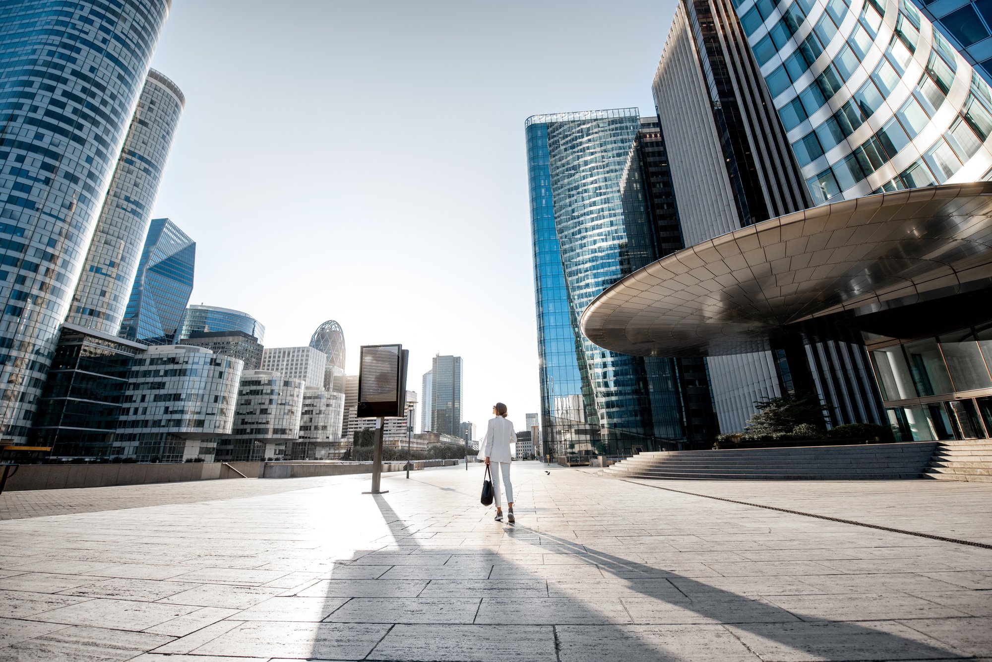 Full-Size_Financial-district-Paris-business-woman-modern-architecture-20241001-GLO-EN