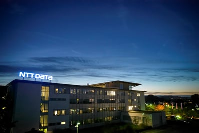 LinkedIn-Facebook_Image Picture Office Building Bielefeld Blue NTT DATA GLO