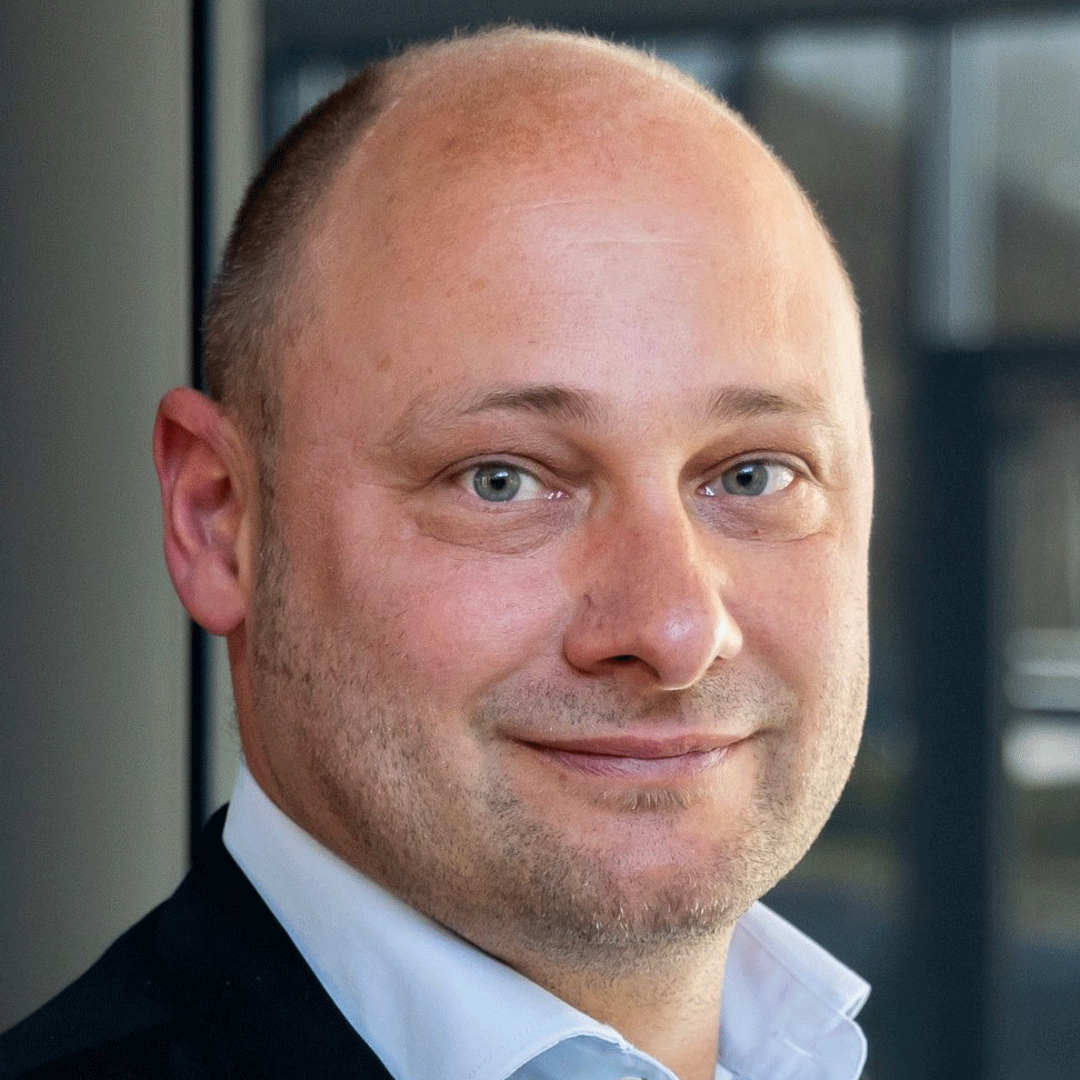 Lars-Verbuechels-Profilbild-972x972