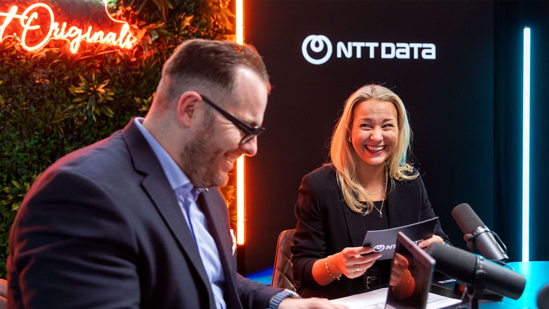 Product-Originals_Landingpage_Moderatoren_02