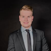 NTT-DATA-Kontakt-Sales-TAMOYA-Oliver-Brandmair